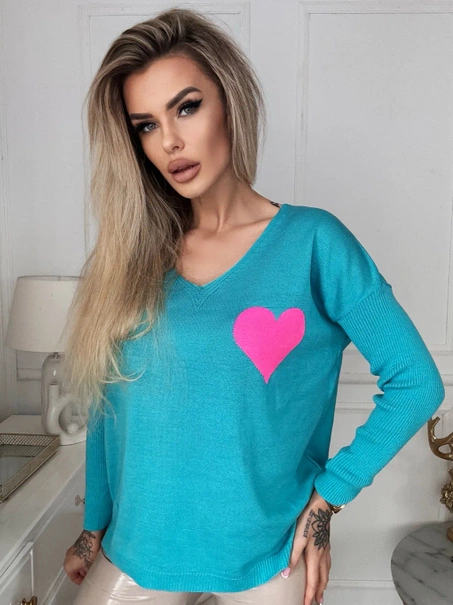 Damski sweter z sercem ecru 152302E