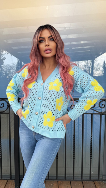 Damski sweter z sercem ecru 152302E