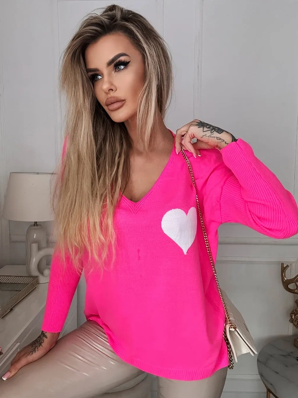 Damski sweter z sercem Julia róż landrynka