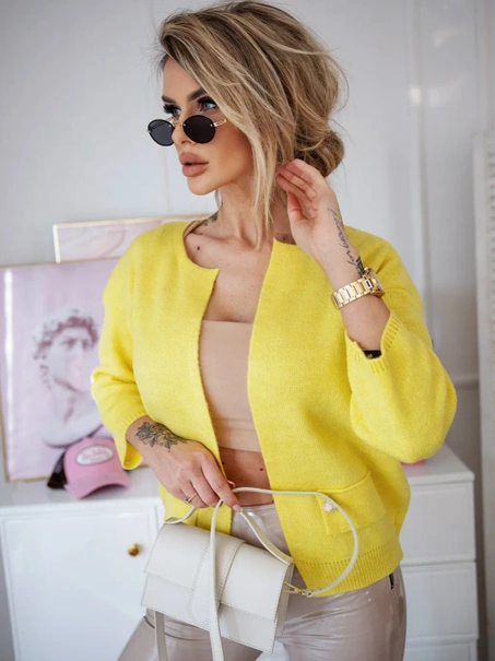 Damski sweter z sercem ecru 152302E