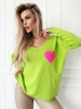 Damski sweter z sercem Julia limonka