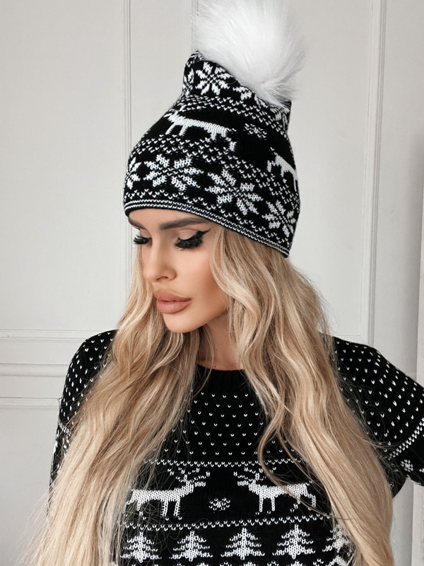 DAMSKI SWETER W ŚWIĄTECZNE WZORY