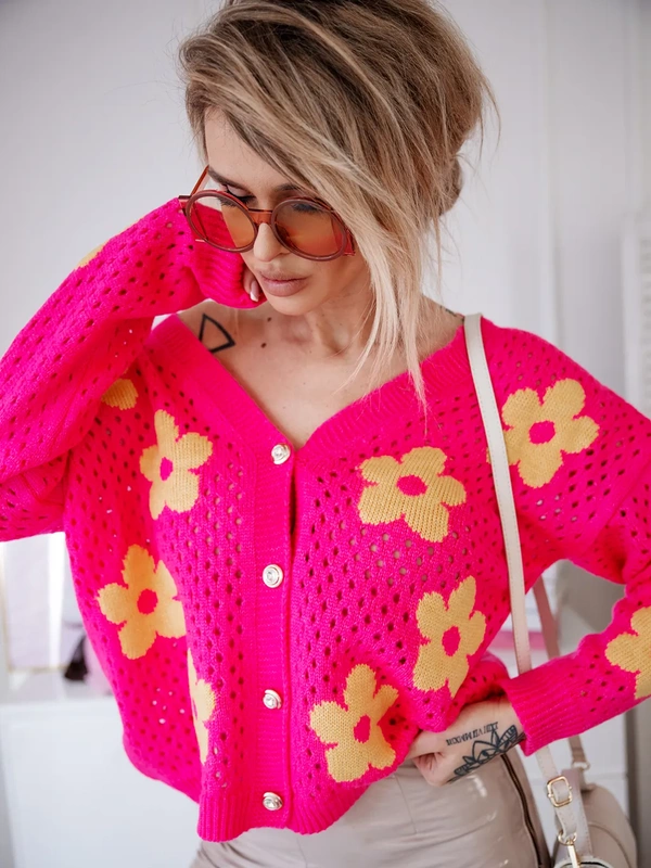 Damski sweter z sercem ecru 152302E