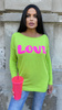 Wyrazisty sweter z napisem LOVE Limonka