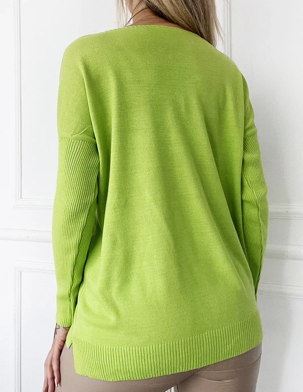 Damski sweter z sercem ecru 152302E