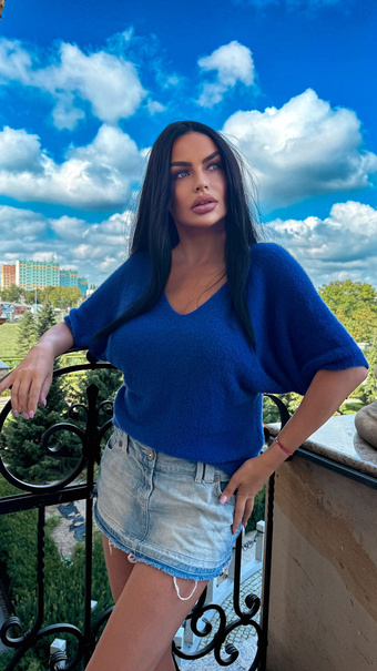 Elegancki Sweter z Materiału jak Alpaka Apia 